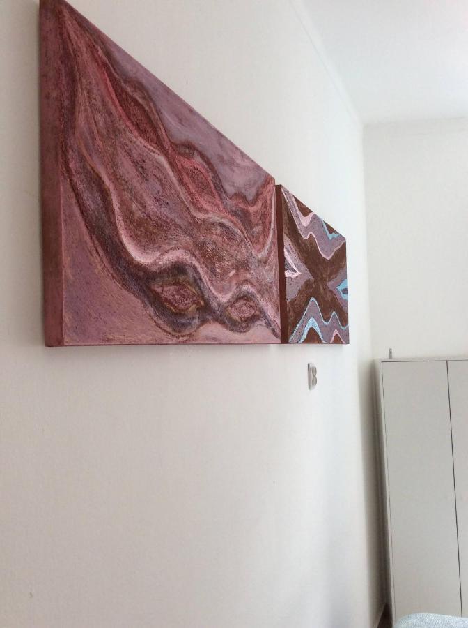 Iguana Guest house *
